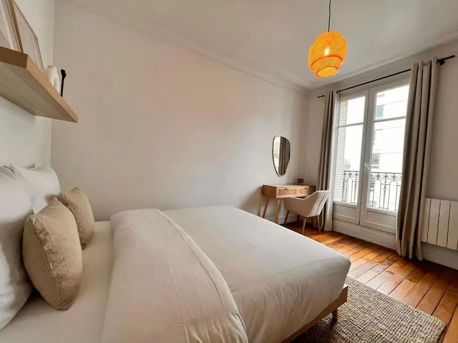 1 Bedroom # 14 # Alesia Parijs