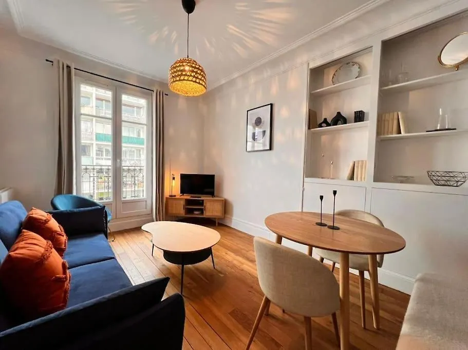 1 Bedroom # 14 # Alesia * Paris